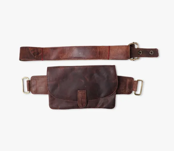 Black_Leather_Nomad_Leather_Belt_Pouch_For_Unisex