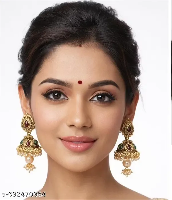 Ranihaar_Gold_Plated_Kundan_Jhumkas_With_Pearl_Drops