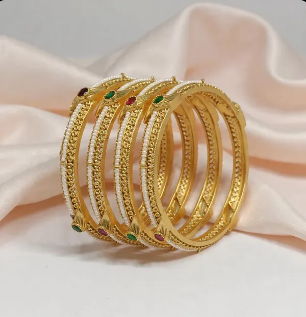 White_Beads_&_Stone_Designer_Copper_Bangles_Set_For_Women_(4_Pcs)