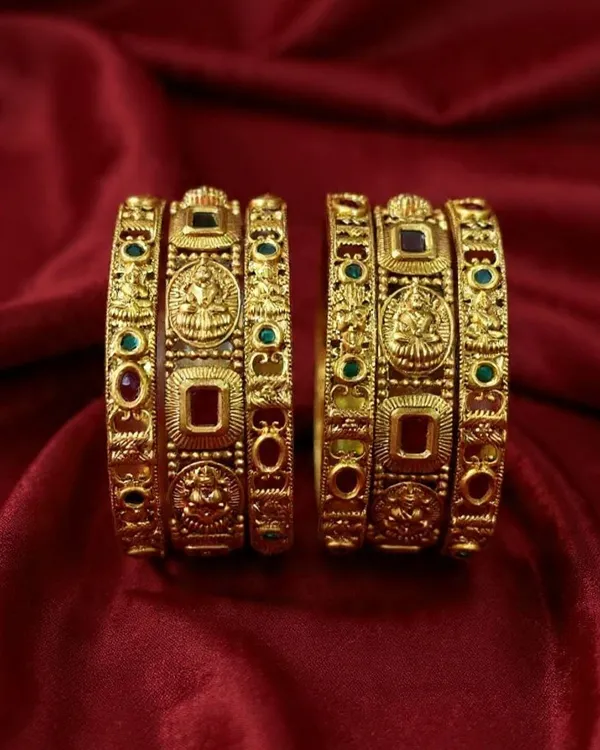 Golden_Laxmi_Design_Rajwadi_Gold_Plated_Copper_Bangles_Set_For_Girls_&_Women_(6_Pcs)