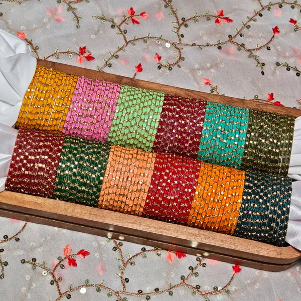 Leaf_Charm_Bangles