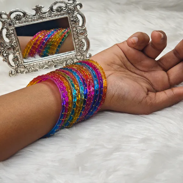 Multi_RainDrop_Glass_Bangle_For_Woman