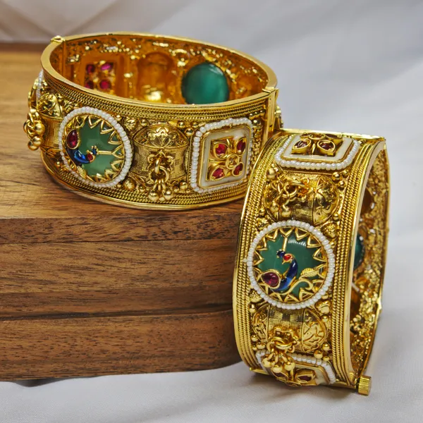 Royal_Heritage_Enamel_Gold_Bangles