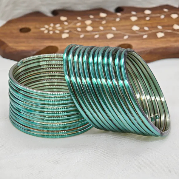 Shadow_Gloss_Bangles