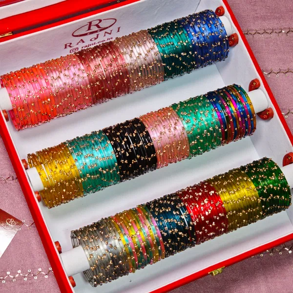 Three_Stone_Glass_Bangle_With_Box