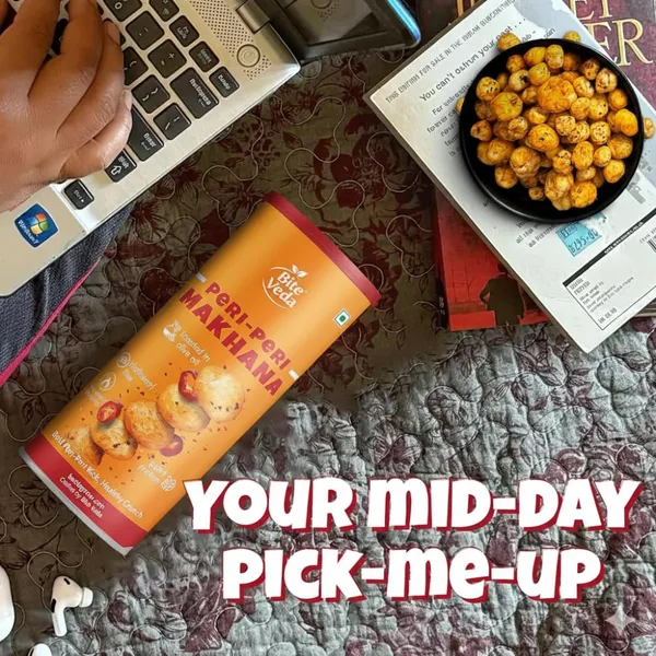 Himalayan_Salted_Roasted_And_Flavoured_Makhana_Healthy_&_Crunchy_Snack_90G_Jar_&_Roasted_Makhana_Peri_Flavour_90G_Each_Healthy_Snack_Roasted_In_Olive_Oil_Guilt-Free_&_Crunchy_Munchies_Combo_Of_2