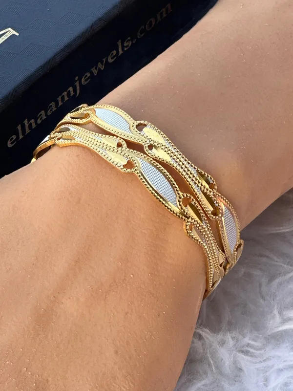 Set_Of_2_Gold_Traditional_Noor_Bangles_For_Women