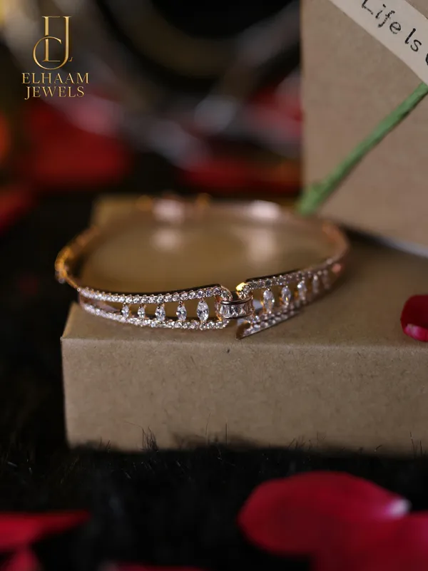 Silver_And_Rose_Gold_Traditional_Crystal_Shine_Dual_Band_Gold_Plated_Bangle_For_Women