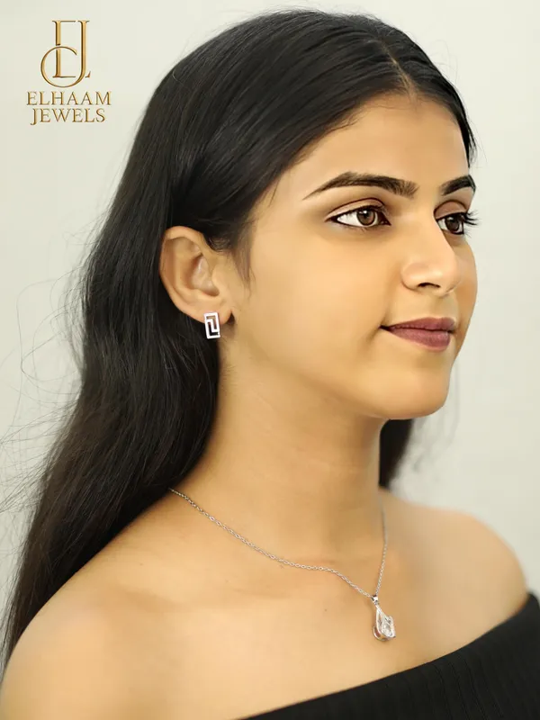 Silver_Traditional_Geometric_Rectangle_Stud_Earrings_Modern_Minimalist_Design_For_Women