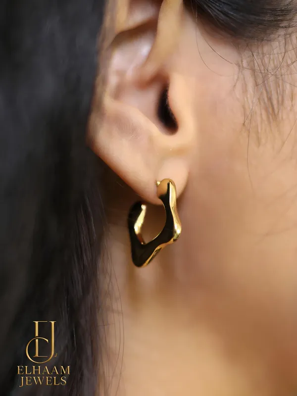 Gold_Traditional_Anti_Tarnish_Stainless_Steel_Wavy_Hoop_Earrings_For_Women