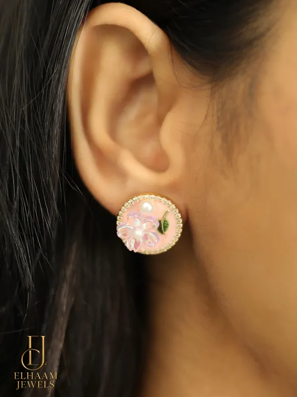 Gold_Traditional_Flower_Pearl_Stud_Earrings_For_Women