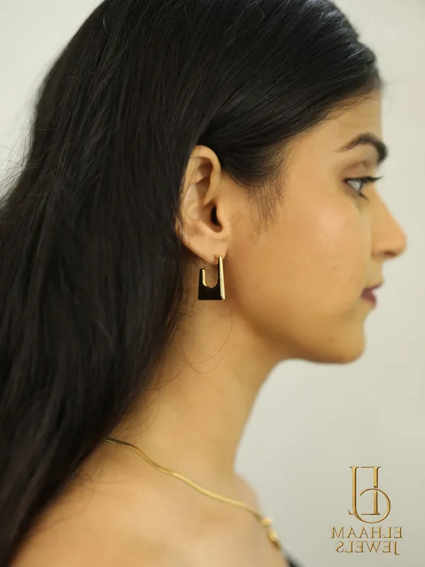 Gold_Traditional_Golden_Stylish_Anti_Tarnish_Modern_Earrings_For_Women