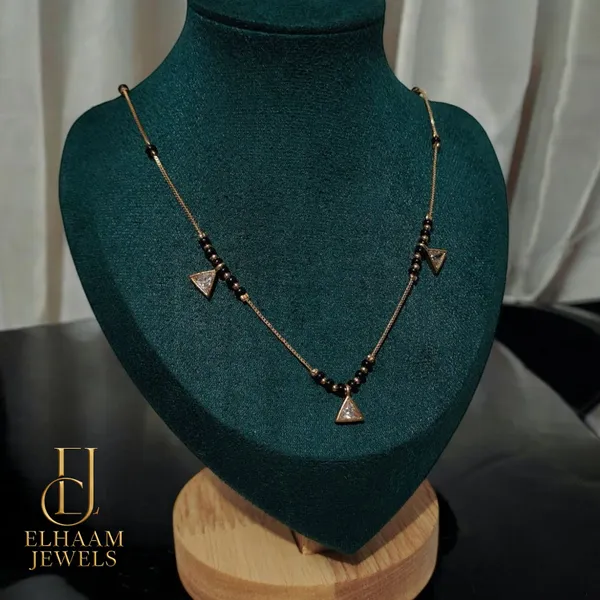 Gold_Traditional_Nayara_Mangalsutra_For_Women