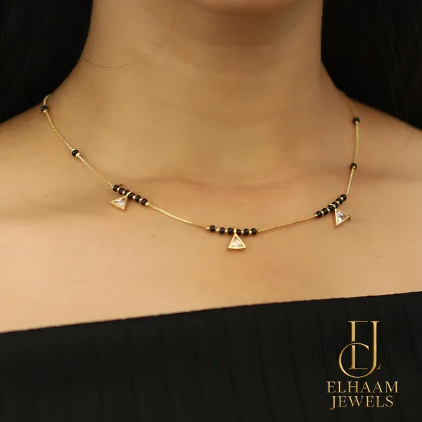 Gold_Traditional_Nayara_Mangalsutra_For_Women