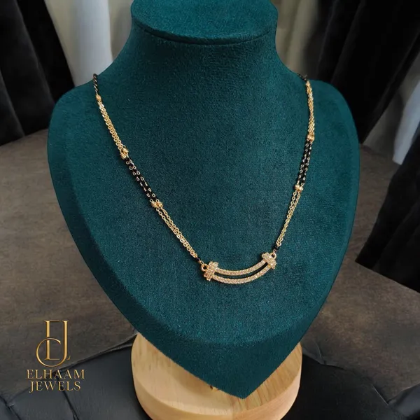 Gold_Traditional_Rakhi_Mangalsutra_For_Women