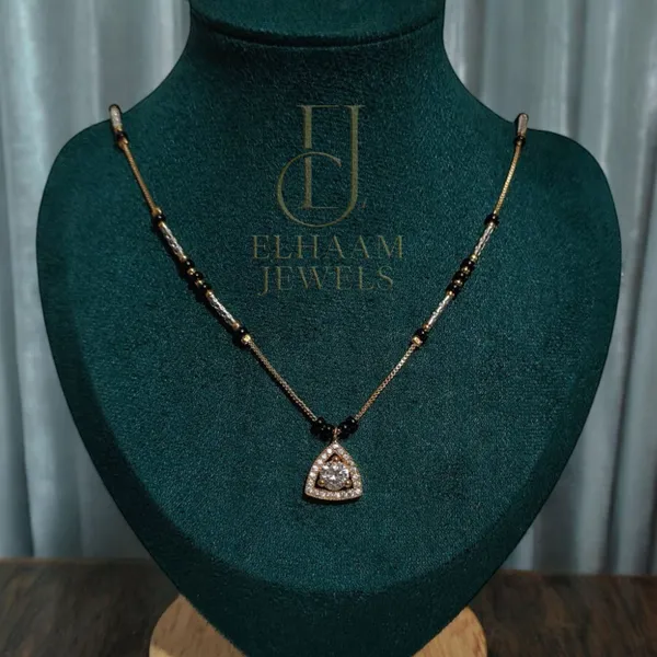 Gold_Traditional_Shivani_Mangalsutra_For_Women