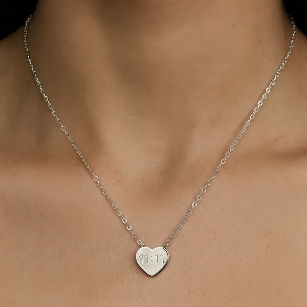 Silver_Traditional_Heart_Silver_Plated_Pendant_Necklace_For_Women