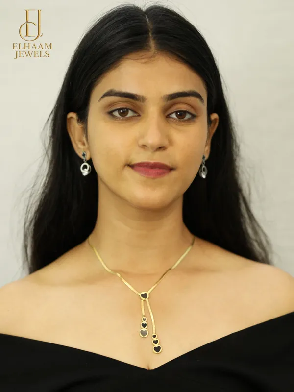 Gold_Traditional_Black_Heart_Drop_Gold_Plated_Necklace_For_Women
