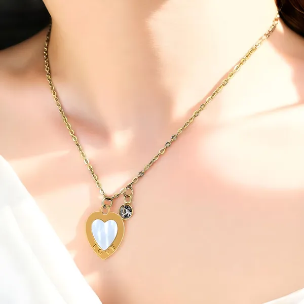 Gold_Traditional_Heart_Love_Pendant_Necklace_With_Mother_Of_Pearl_&_Crystal_Charm_For_Women