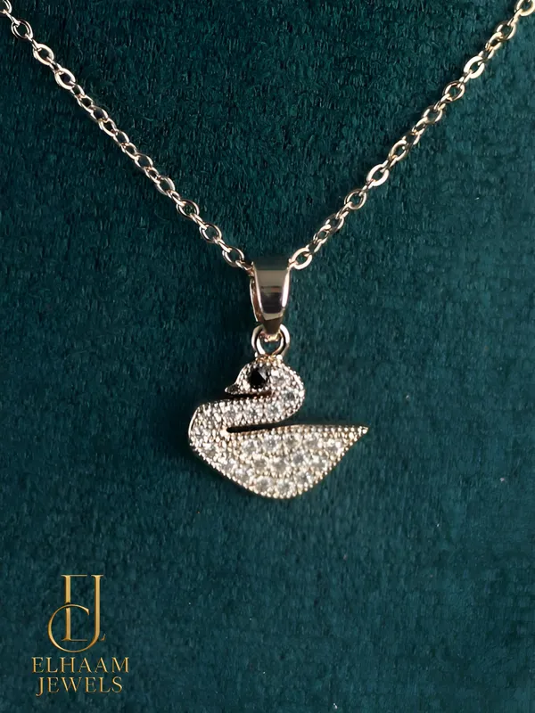 Gold_Traditional_Diamond_Swan_Rose_Gold_Pendant_Necklace_For_Women
