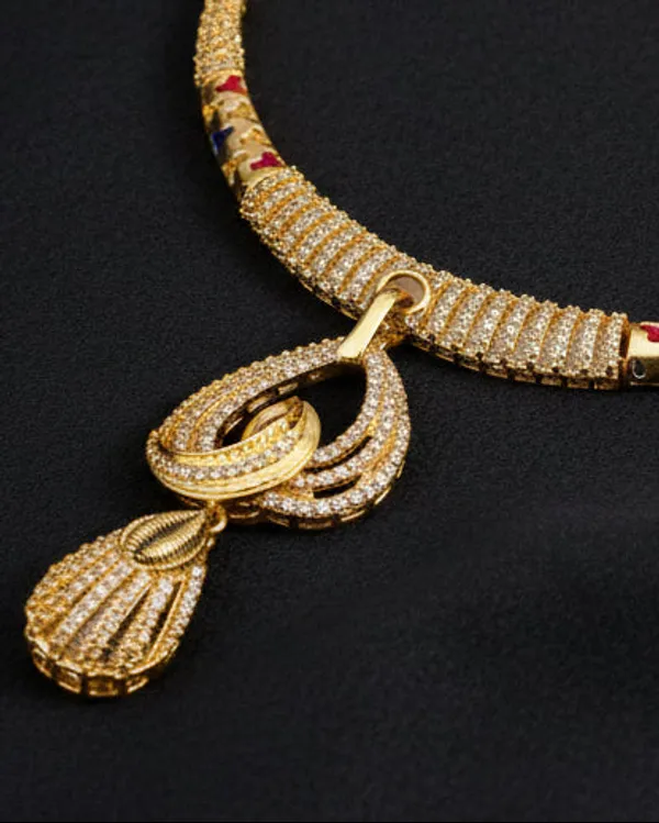 Gold_Traditional_Majestic_Bloom_Necklace_Set_For_Women
