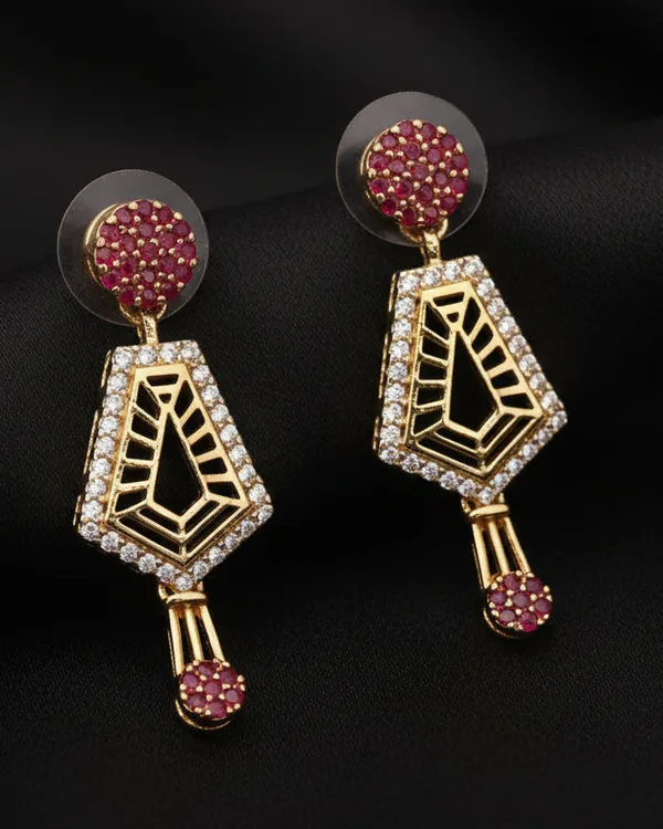 Gold_Traditional_Royal_Luminance_Necklace_Set_For_Women