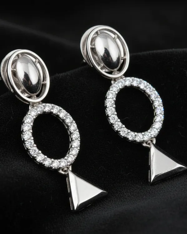 Silver_Traditional_Vibe_Gleam_Necklace_Set_For_Women