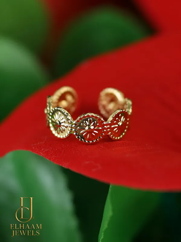 Gold_Traditional_Floral_Medallion_Adjustable_Ring_18k_Gold_Plated_For_Women