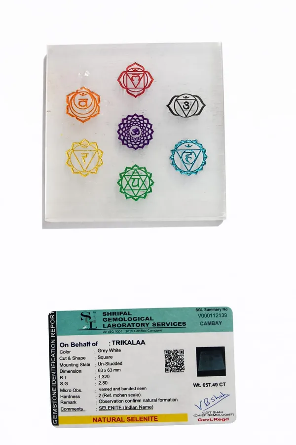 7_Chakra_Selenite_Plate_–_Energy_Cleansing_&_Alignment_Disk