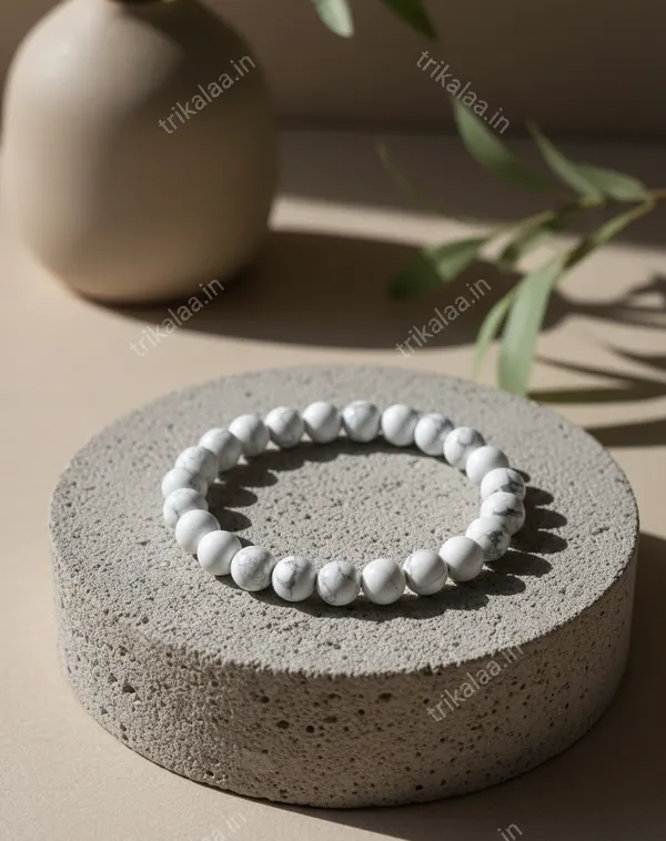 Howlite_Crystal_Bracelet_–_Calm,_Clarity_&_Emotional_Balance