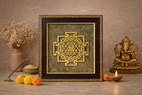 Shree_Yantra_On_Raw_Pyrite_Frame_–_Wealth,_Success_&_Divine_Abundance_Energizer