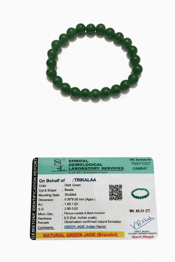 Green_Jade_Crystal_Bracelet_For_Wealth,_Luck_&_Harmony