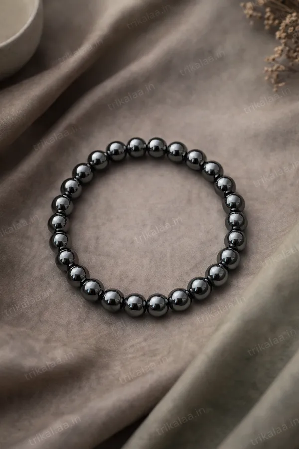Hematite_Crystal_Bracelet_–_Grounding,_Protection_&_Strength_Band