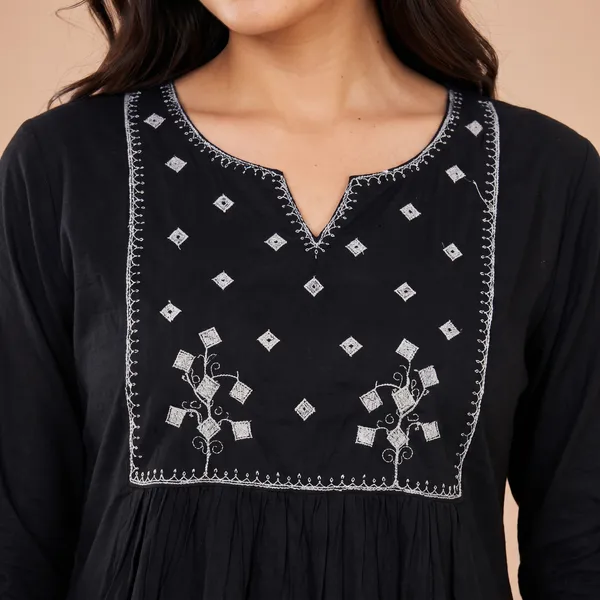 Women's_Embroidered_Rayon_Tunic_Top_|_Relaxed_Fit