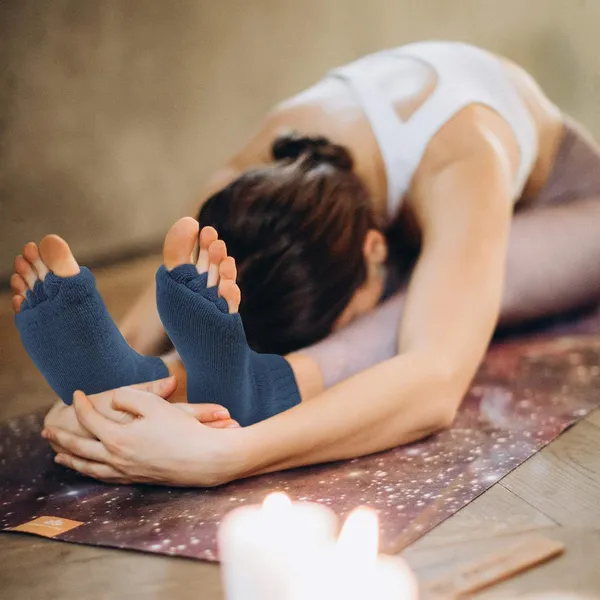 Black_Cotton_Foot_Alignment_Socks_5_Finger_Toe_Separator_For_Men_&_Women_Plantar_Fasciitis_Leg_Foot_Pain_Relief_Bunion_Corrector_Hallux_Valgus_Orthopaedic_Socks_For_Office_Yoga_Gym
