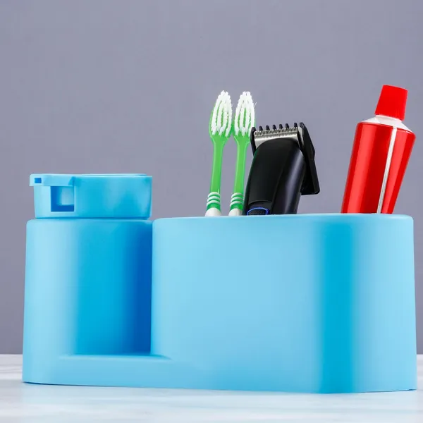 Multicolor_Elegant_Soap_Dispenser_With_Holder