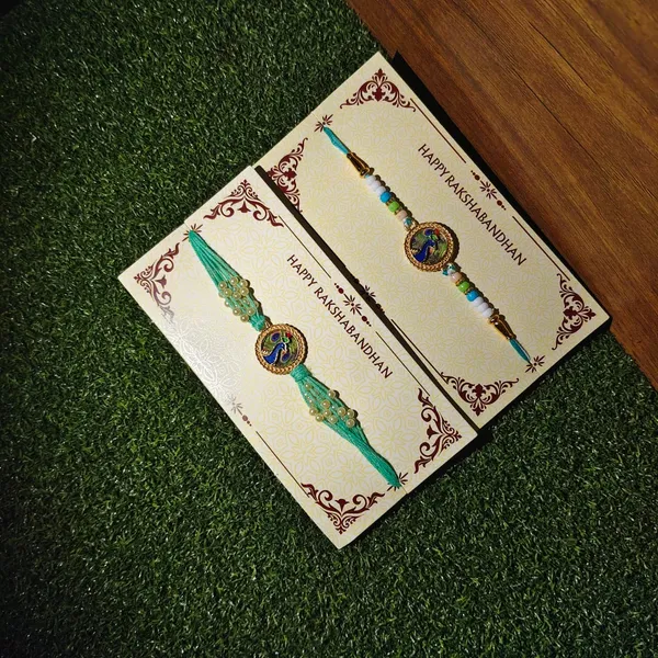 Peacock_design_Bhaiya_Bhabhi_Rakhi_Combo