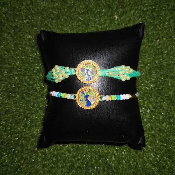 Peacock_design_Bhaiya_Bhabhi_Rakhi_Combo