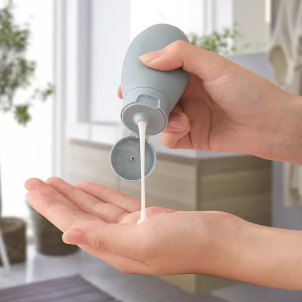 Travel_Bottle_Set_of_3_for_Toiletries_–_Leak-Proof_Silicone_60ml