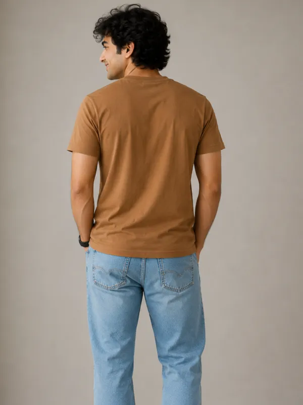 100%_cotton_men's_t-shirt