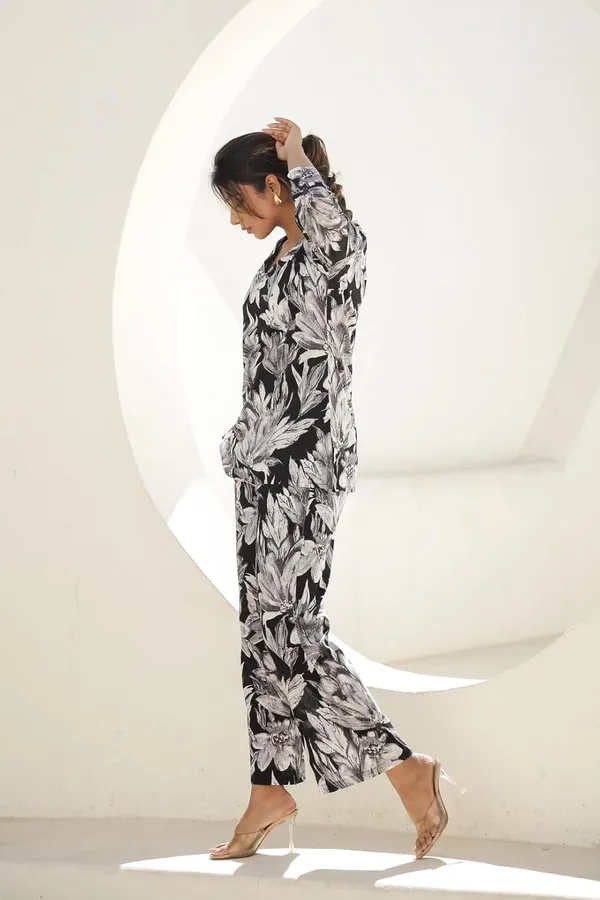 White_and_Black_Cotton_Co-Ord_Set_For_Women
