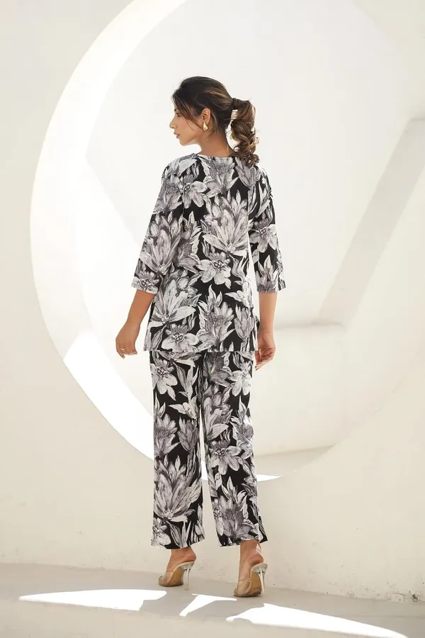 White_and_Black_Cotton_Co-Ord_Set_For_Women