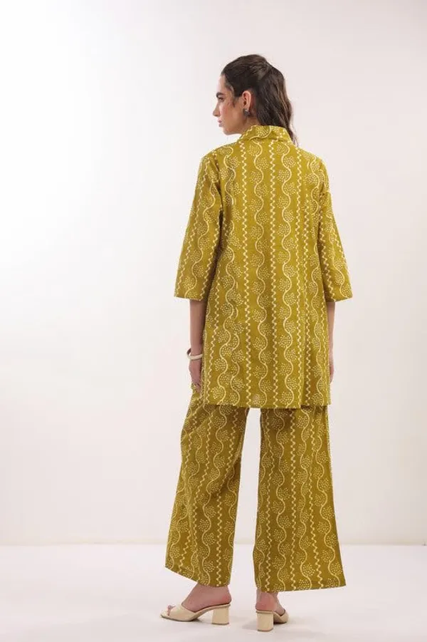 Mustard_Premium_Rayon_Slub_Kurta_Set_For_Women