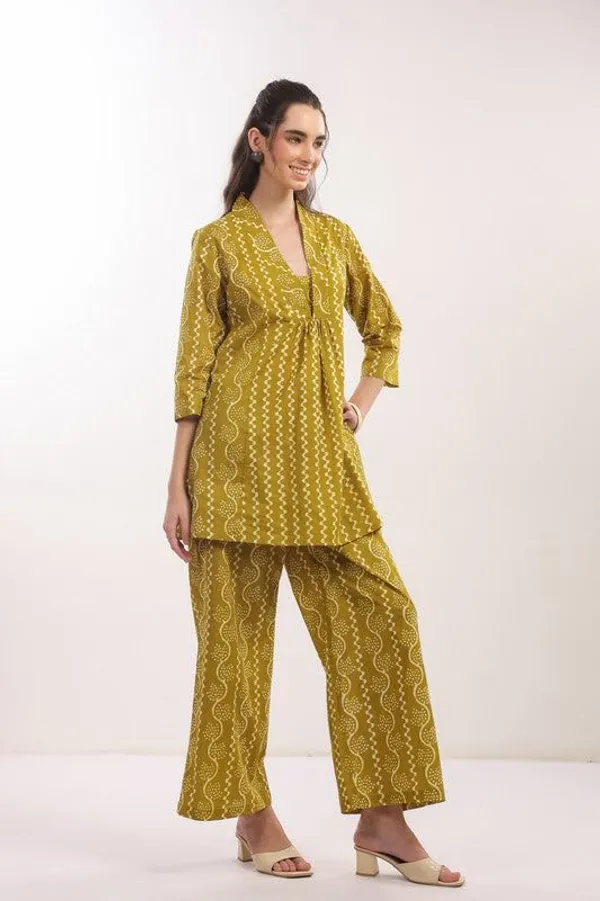 Mustard_Premium_Rayon_Slub_Kurta_Set_For_Women