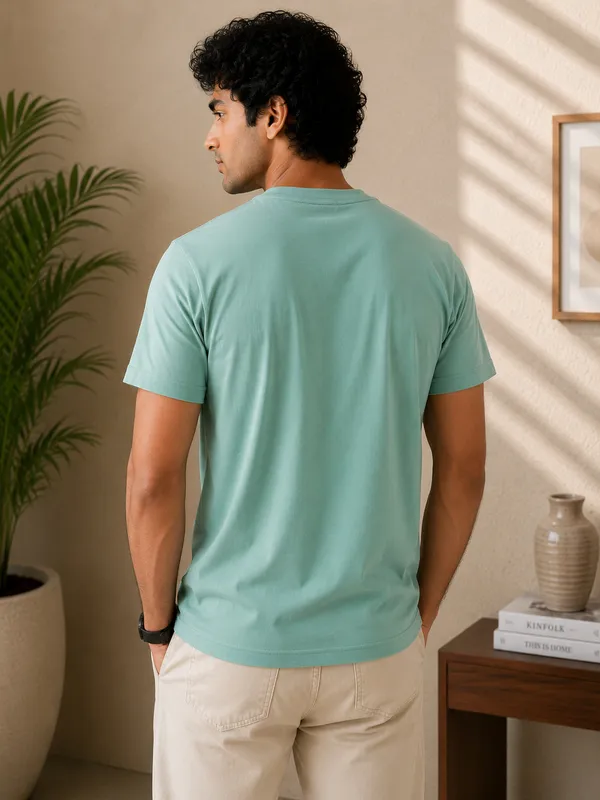 Men's_Cotton_T-shirt,_Saga_Green