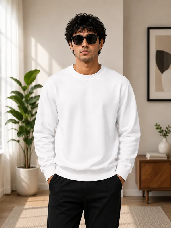 White_sweatshirt_for_men