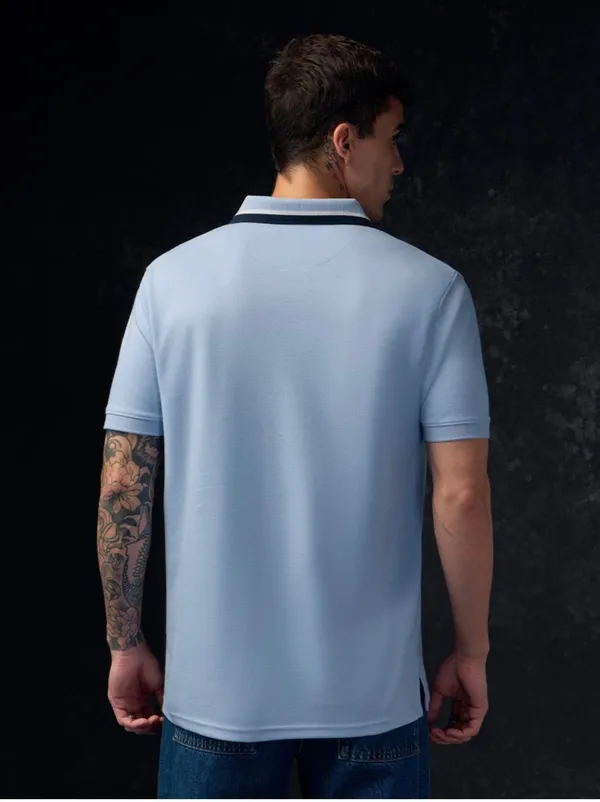 Light_blue_polo_T-shirt_for_men