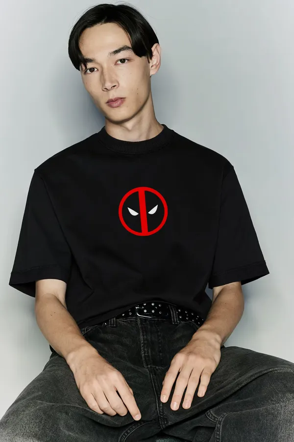 Black_Cotton_Deadpool_Oversized_T-Shirt_For_Men