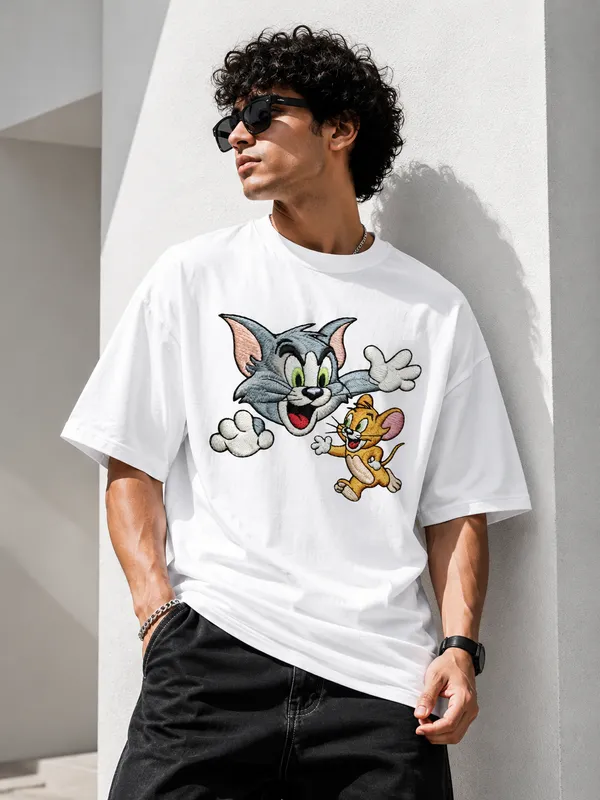 Tom_&_Jerry_Classic_Oversized_Graphic_T-Shirt