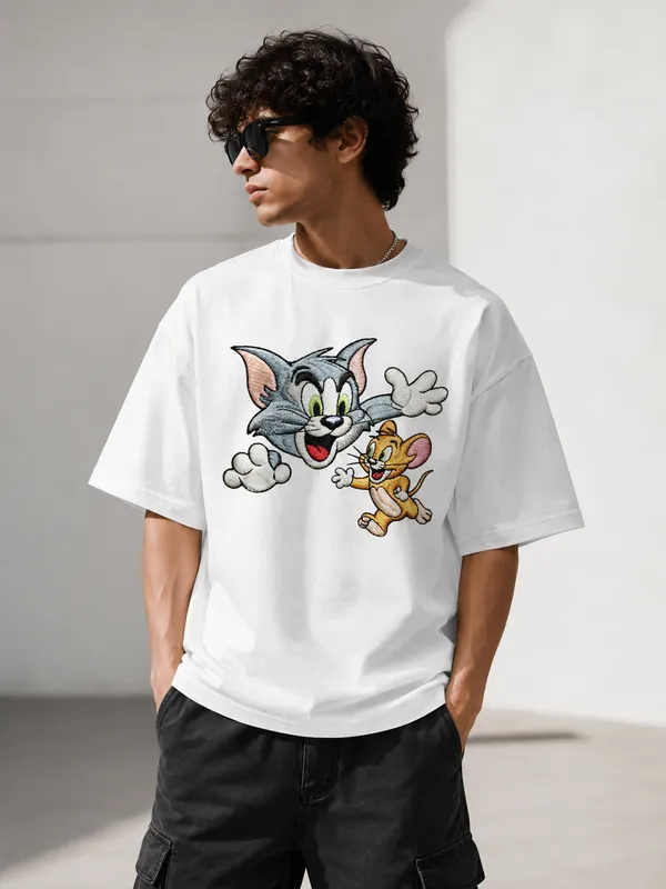 Tom_&_Jerry_Classic_Oversized_Graphic_T-Shirt